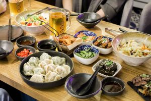 Read more about the article 【美喝麥喝台式餐酒館】台北大安區延吉街・199啤酒暢飲喝到飽・人氣牛三寶滷味、獨門臭豆腐必點